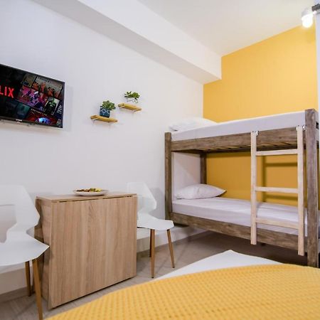 Gio Apartments Превеза Екстериор снимка